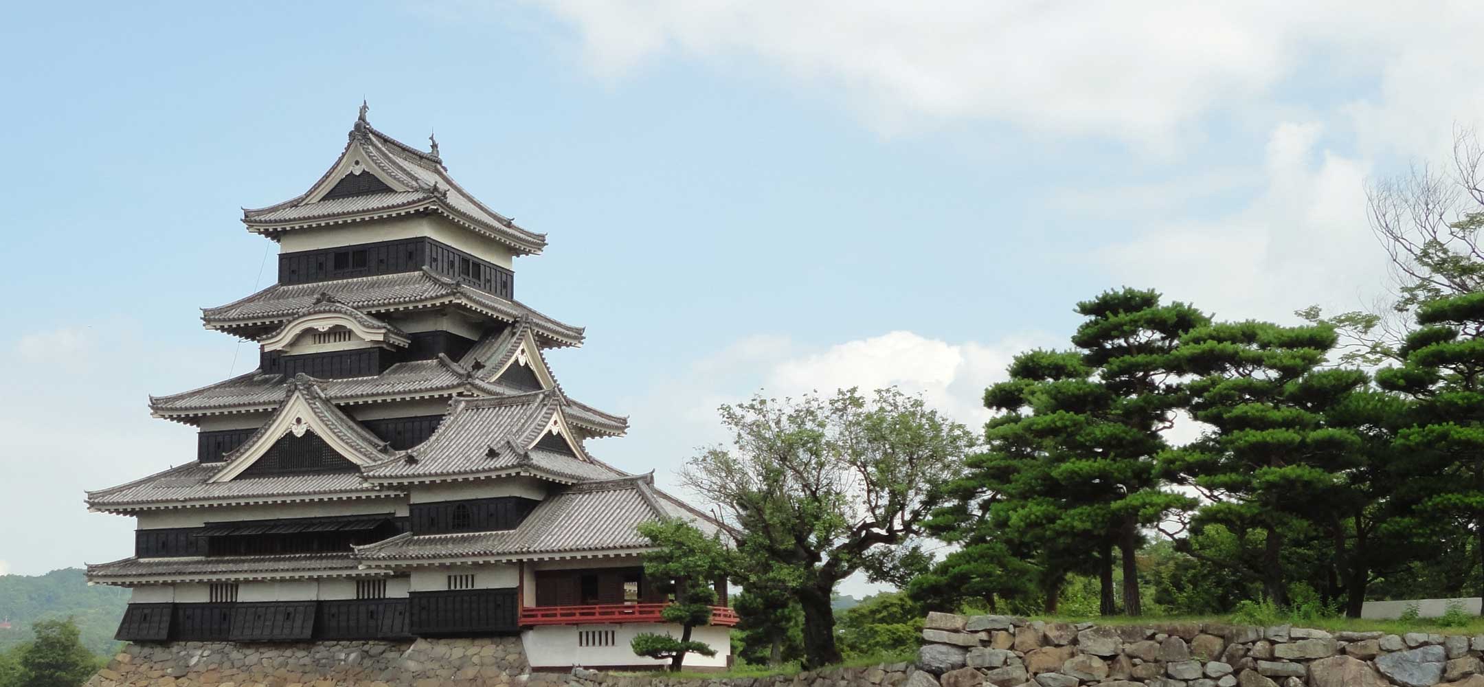 The "black crow" castle Experience Japan Inside Japan Tours